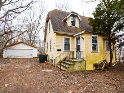 10121 West Bungalow PARKWAY, West Allis, WI, 53214