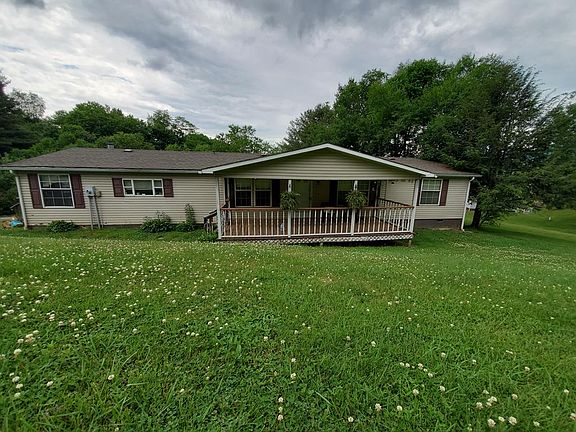2nd image of 220 Penn Ford Ln