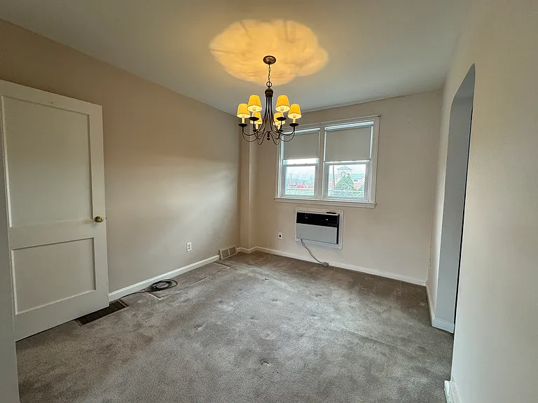 7129 Brous Ave — Photo 6