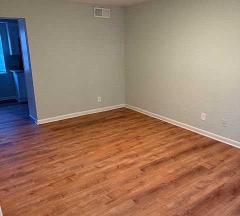 3rd image of 1103 Prince Edward St Suite 2