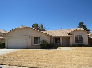 14351 Del Amo Dr, Victorville, CA 92392