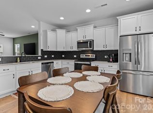 120 Slalom St, Statesville, NC 28677