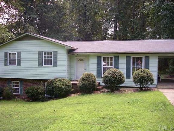 5th image of 4211 Day Lily Dr