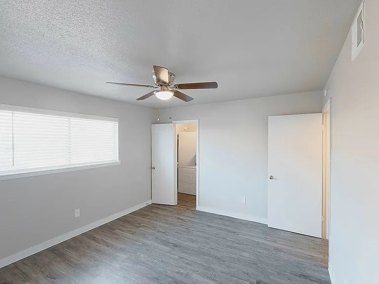 Arcata Townhomes — Photo 44