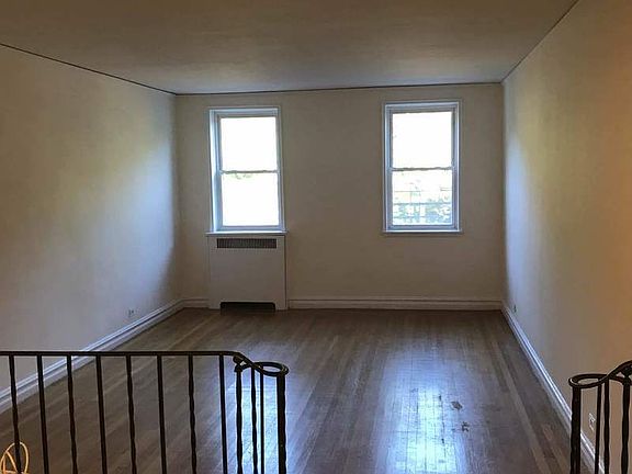 2nd image of 3810 Greystone Ave APT 206