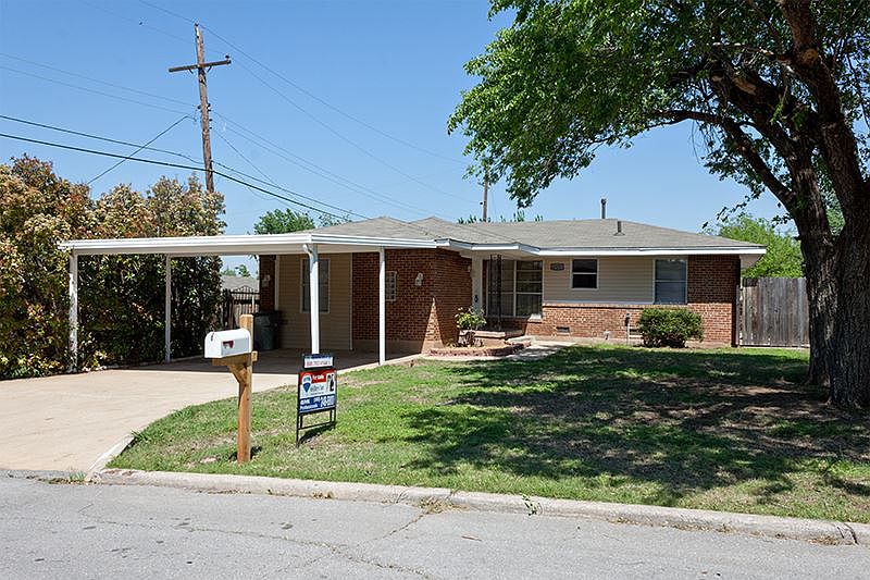 1st image of 4323 NW Pollard Ave