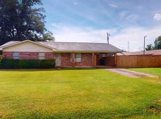 1615 Lackey St, Leakesville, MS 39451