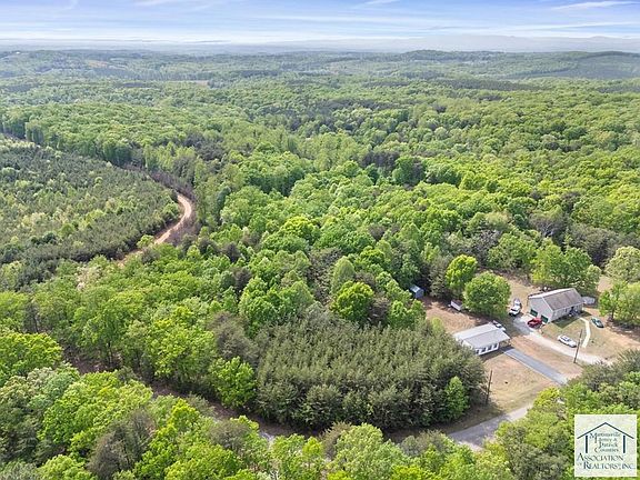 3rd image of 0 Chestnut Knob Rd
