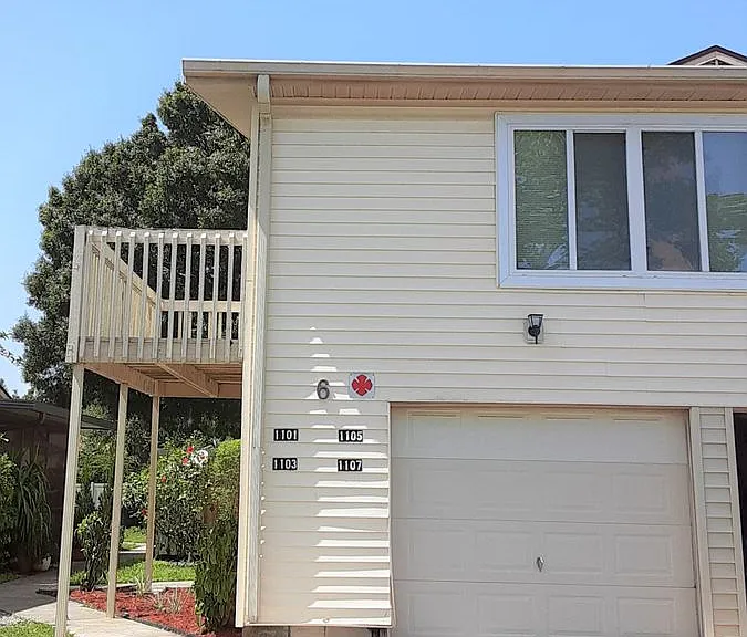 1101 Spring Meadow Dr — Photo 3