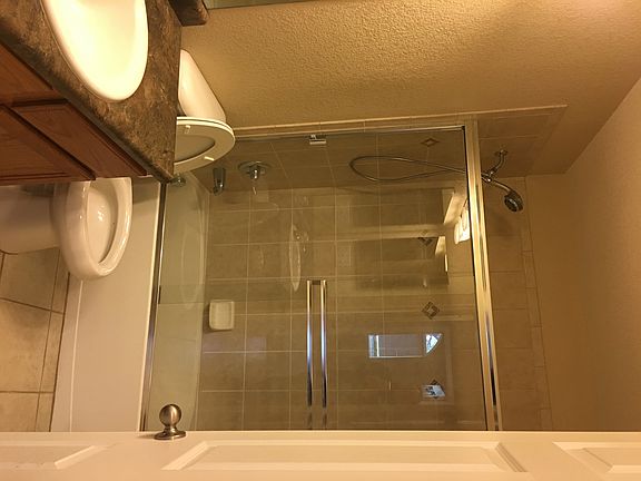 2nd image of 2608 Kansas Dr #F