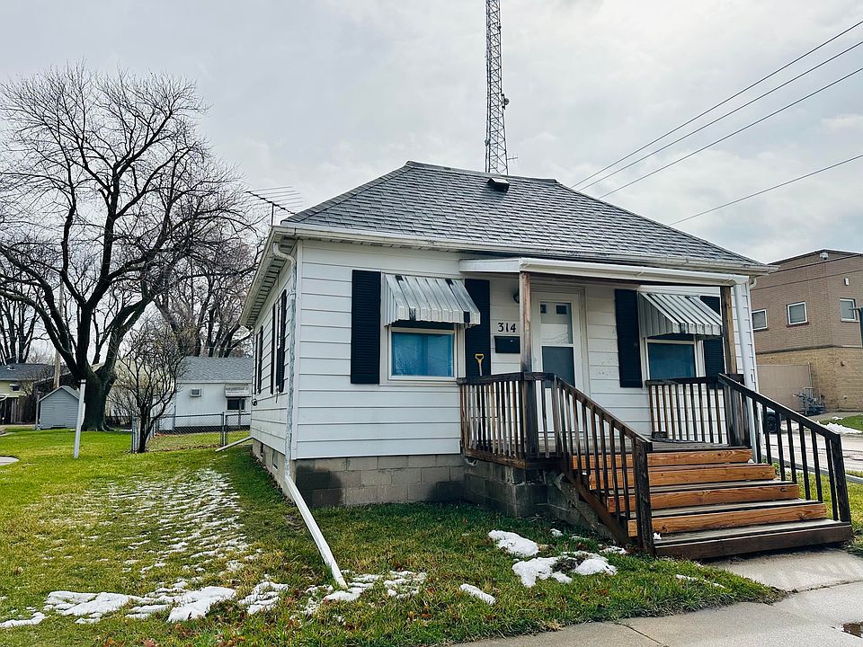 2nd image of 314 Main St