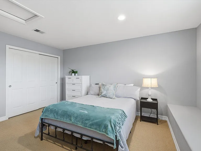 2212 Ridgetrail Dr — Photo 32