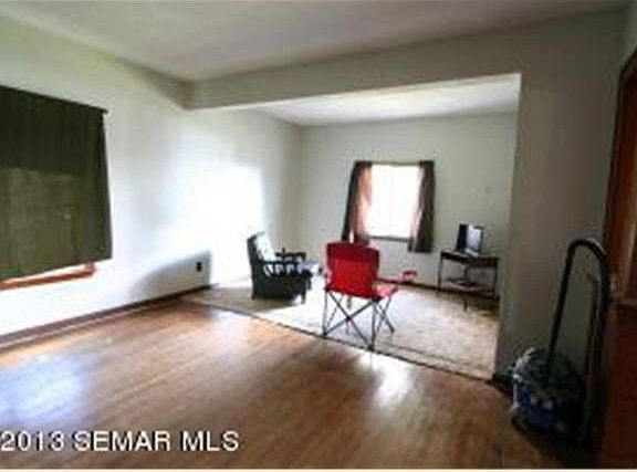 3rd image of 50570 Lands End Lane NE