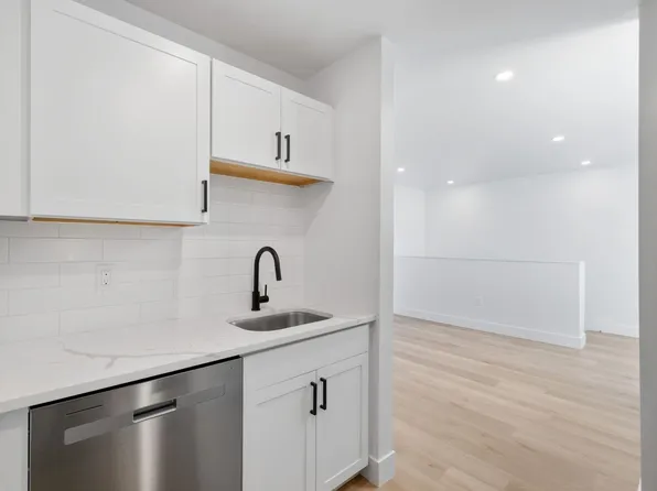 3315 Ward Street, 3315 Ward St #6, Pittsburgh, PA 15213