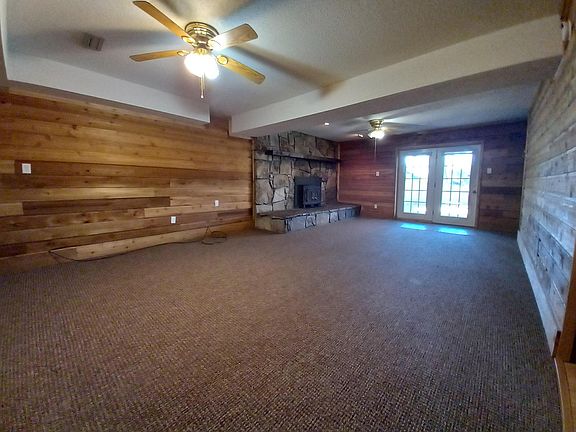 5th image of 755 Scenic Cir