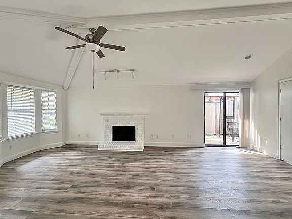 5th image of 11915 Garden Terrace Dr
