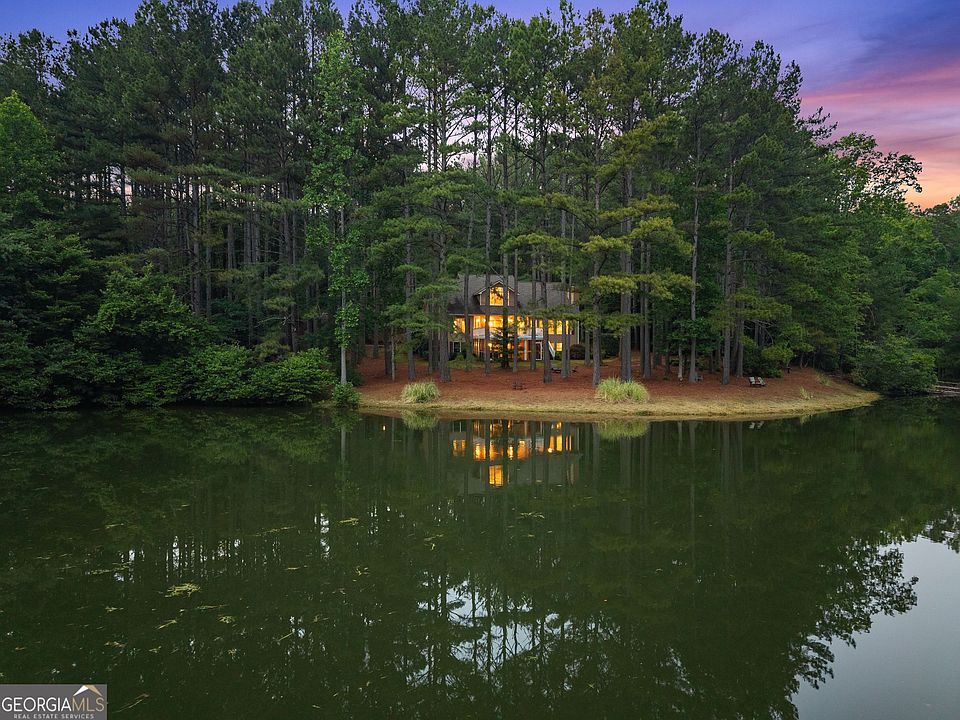 1st image of 404 Golden Delicious Rd