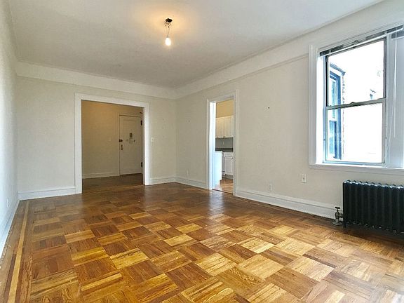2nd image of 106 Pinehurst Ave APT A63