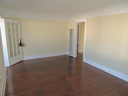 5th image of 3167 Dwight St