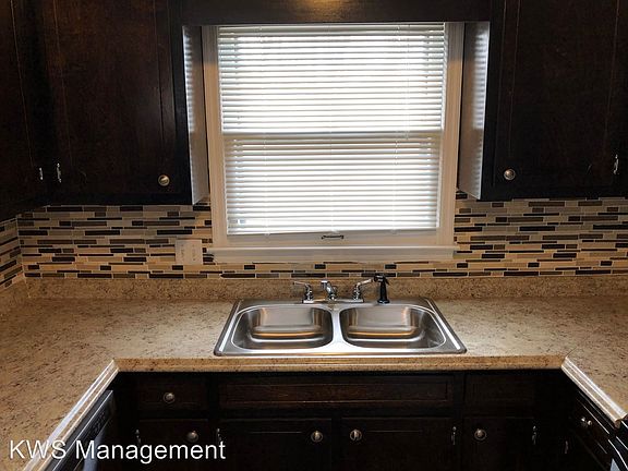 4th image of 4418 Bonnell Dr NW APT D