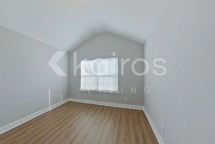 228 Western Red Cedar Dr — Photo 11