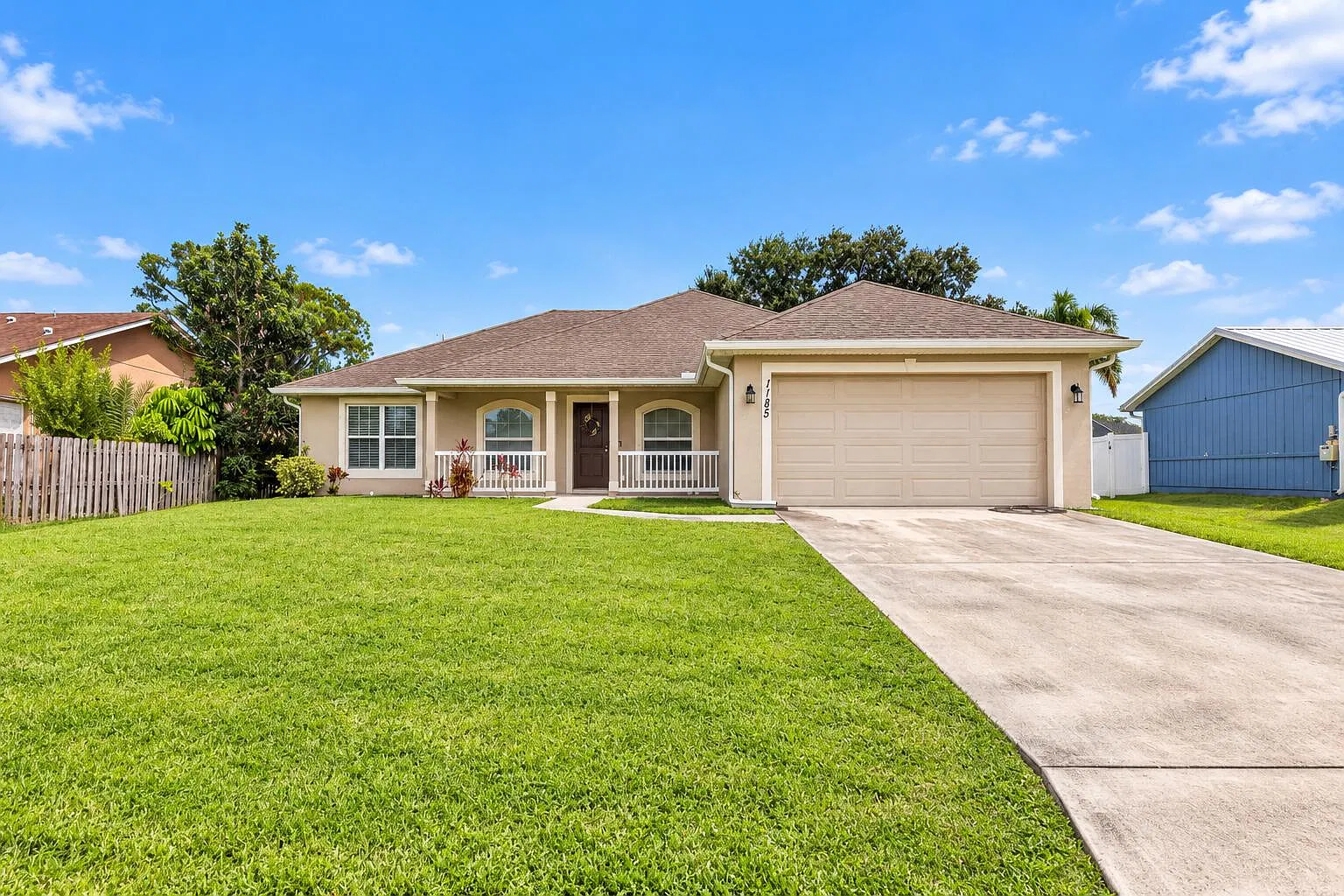 3 bed, 2.0 bath, 2035 sqft, $3,100 — Photo 1