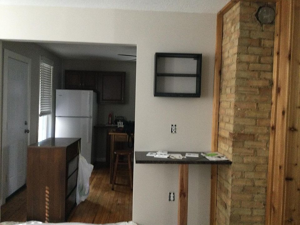 1st image of 1109 18 1/2 Ave NE