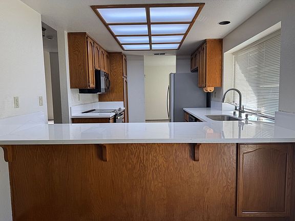 4th image of 1204 Stoney Point Way