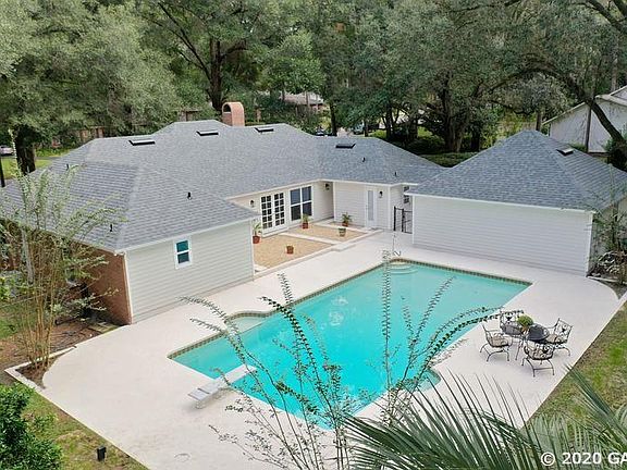 4th image of 11207 NW 14th Ave