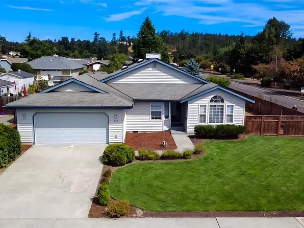 972 E Spruce Street, Sequim, WA 98382