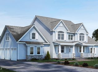 9 Edgewood Dr, Clifton Park, NY 12065
