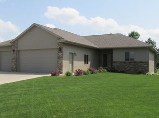 402 14th St N, Cold Spring, MN 56320