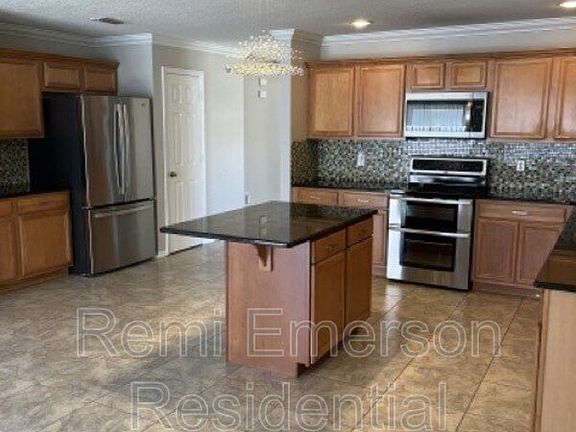 3rd image of 15601 Kalihna Ct