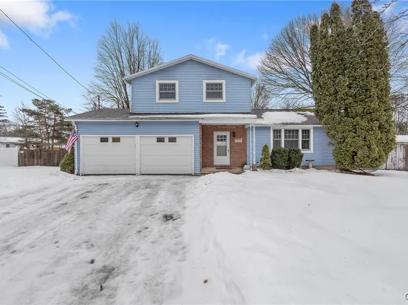 112 Teaslewood Ln, Minoa, NY 13116