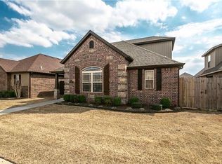 3115 SW Warberry Ave, Bentonville, AR 72712