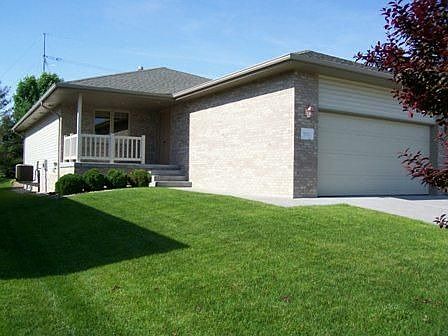 1st image of 9135 Chalk Hill Dr