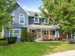 0N550 Winfield Scott Dr, Winfield, IL 60190