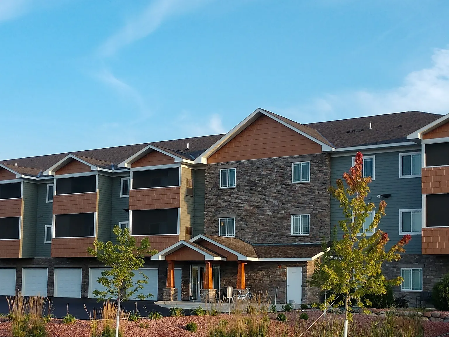 Town Square Residential Suites — Photo 1