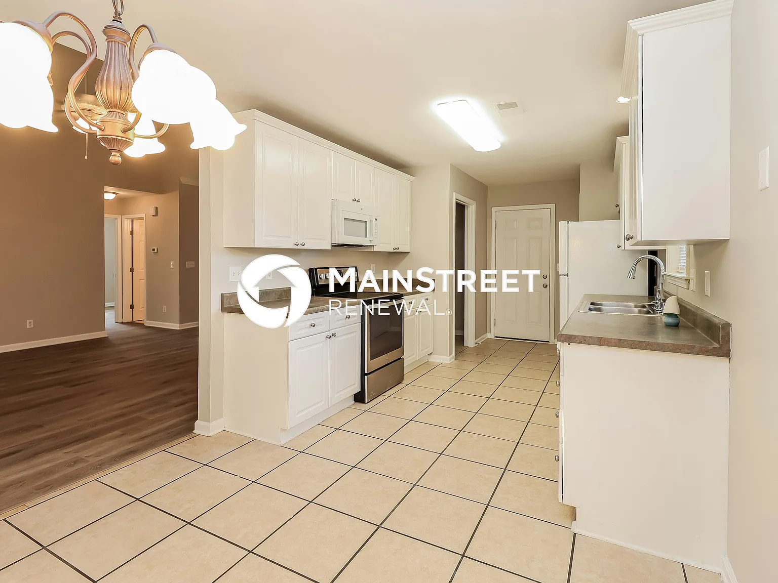 1508 Shelby Forest Ln — Photo 4