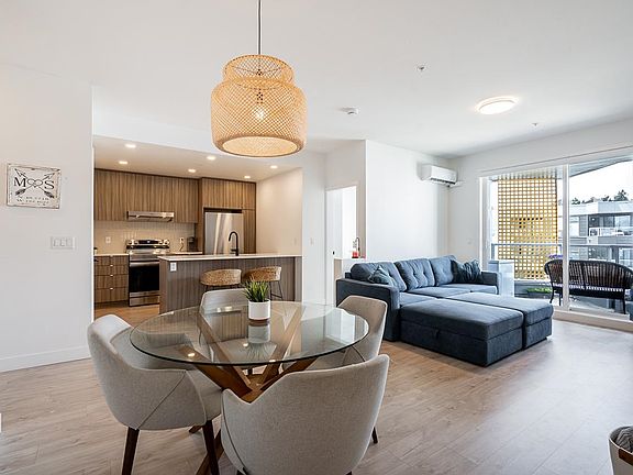 4th image of 32838 Landeau Pl #609