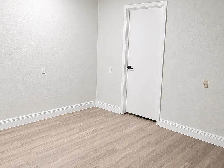 Silver Oaks Villas — Photo 42