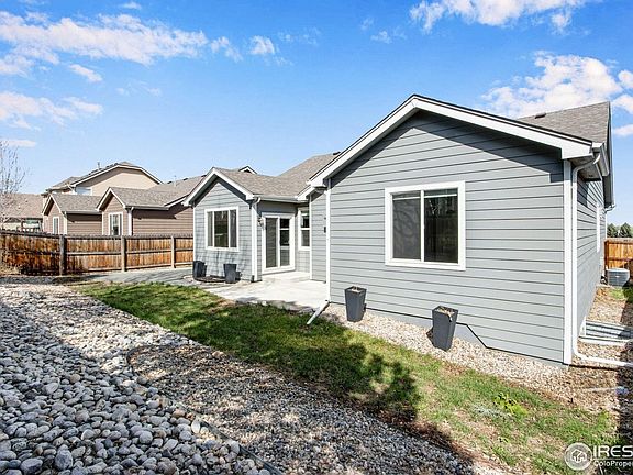 3rd image of 474 Castle Pines Ave