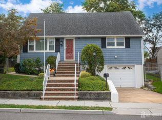 23 Ida St, Sayreville, NJ 08872