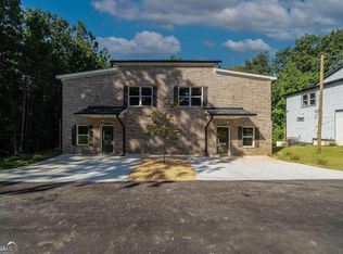 2393 Highpoint Rd, Snellville, GA 30078