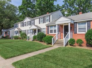 612 Peninsula Dr, Newport News, VA 23605
