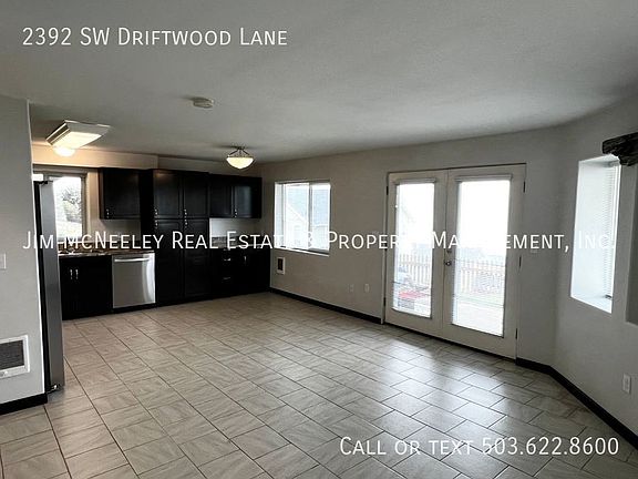 5th image of 2392 SW Driftwood Ln