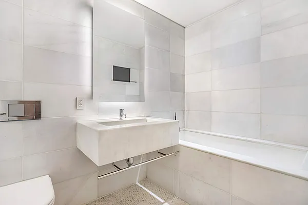 Sold by Compass | media 9