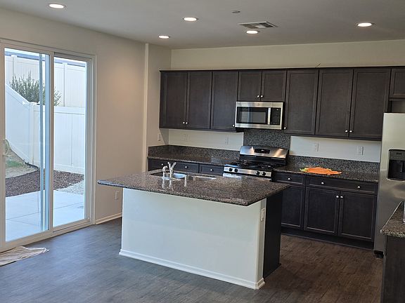 4th image of 32717 Dahl Jr Ln