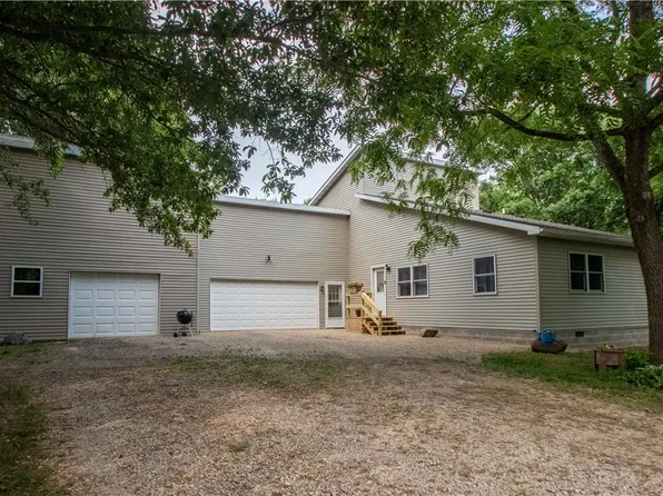 16867 Manns Chapel Rd, Rossville, IL 60963