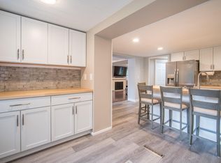 8041 N 107th St, Milwaukee, WI 53224